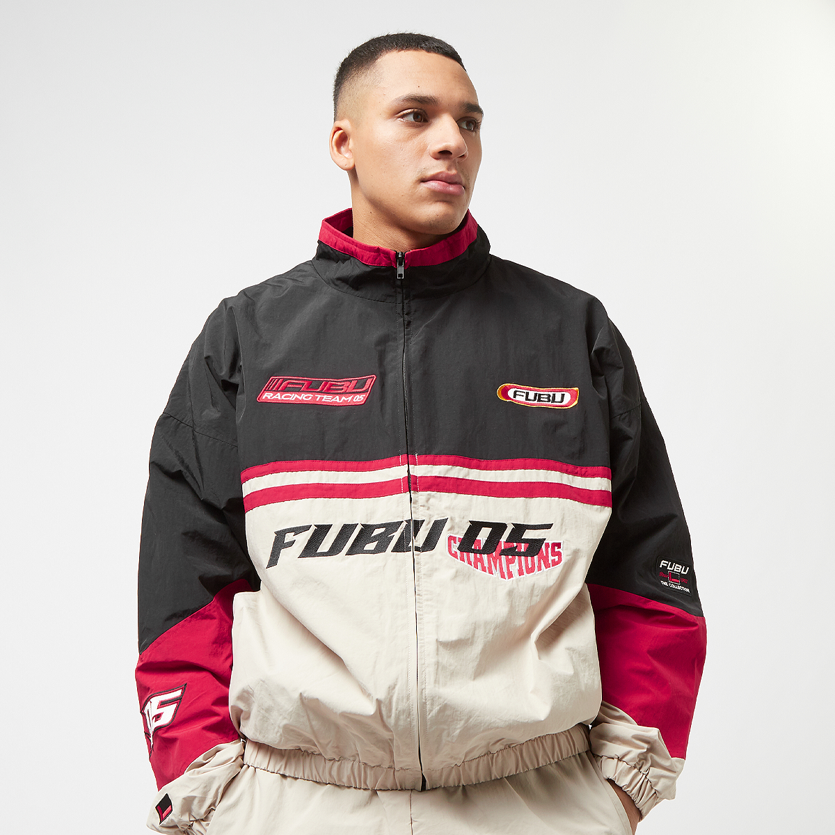 fubu corporate track jacket, vestes de survêtement, vêtements, creme/black/red, taille: m, tailles disponibles:m,l,xl